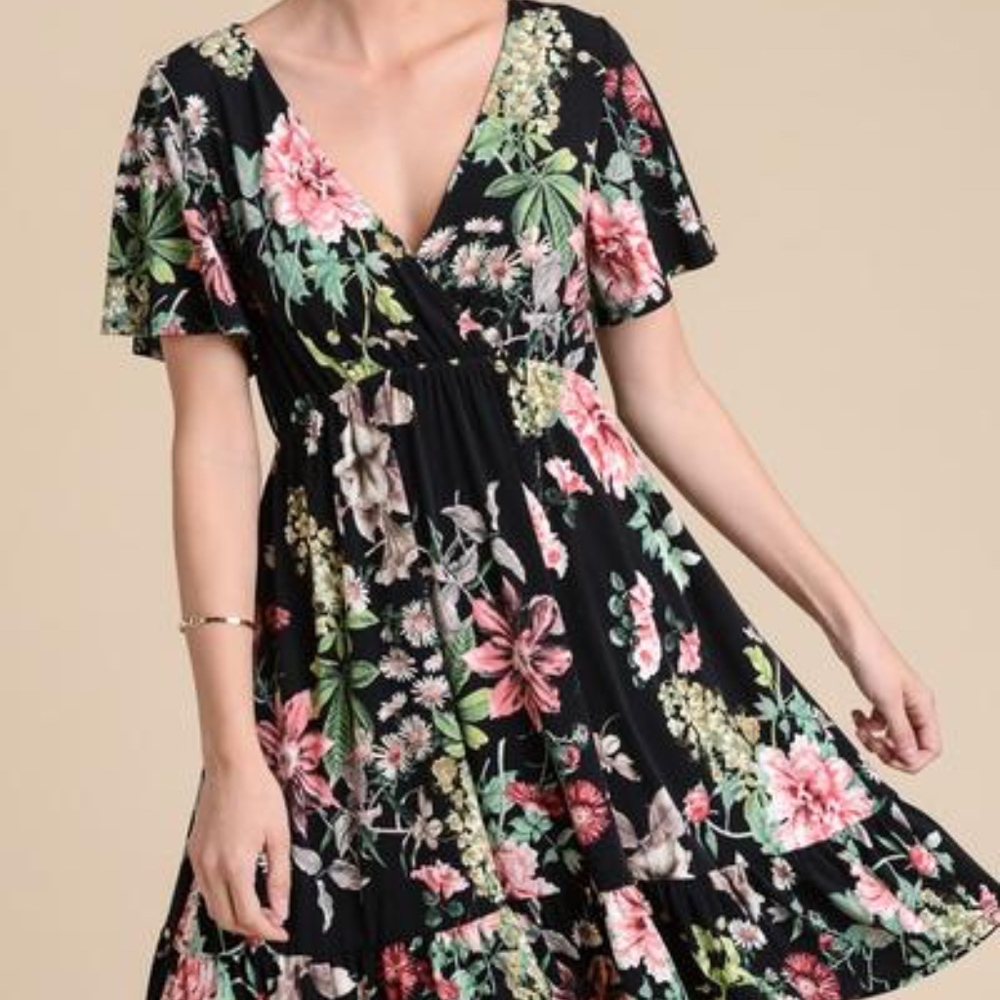 ❤️2 LEFT❤️ Rylee floral midi dress